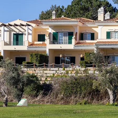 Quinta Do Golfside Retreat