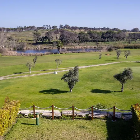 Quinta Do Golfside Retreat