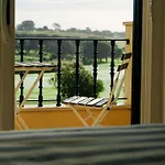 Villa Quinta Do Golfside Retreat